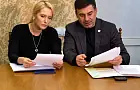 Российский и украинский омбудсмены едут на одном автобусе с гуманитарной миссией
