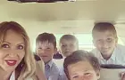 Уфимская светская львица Евгения Машко отметила день рождения сына в небе