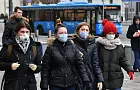 Вирусологи рассказали, когда в России отменят масочный режим