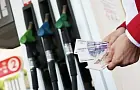 Новая уловка мошенников: пенсионеров с автомобилем разводят на «субсидию на топливо»