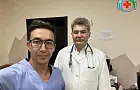 Семья врачей из Башкирии спасла мужчину на борту самолета Уфа − Хургада