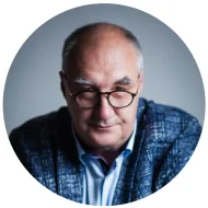 Олег Арефьев - Блогер