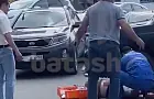В Уфе неизвестный подошел к машине и пять раз ударил ножом водителя