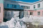 В Татарстане крыша вместе с глыбами льда и снегом рухнула на голову ребенка