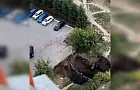 В Новосибирске огромный карстовый провал повредил водопровод
