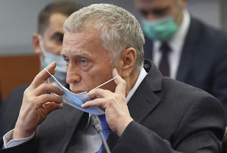 Владимир Жириновский в критическом состоянии, а его легкие отекли - СМИ