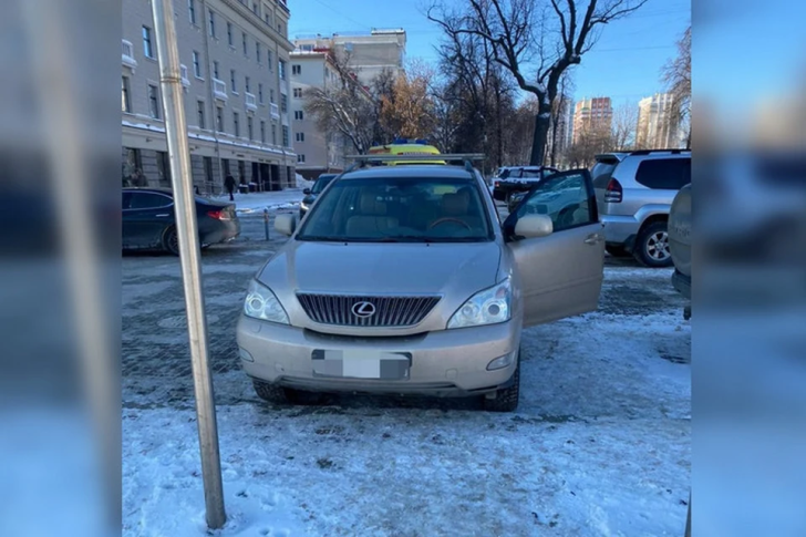 В Уфе при столкновении автомобилей пострадала семилетняя девочка