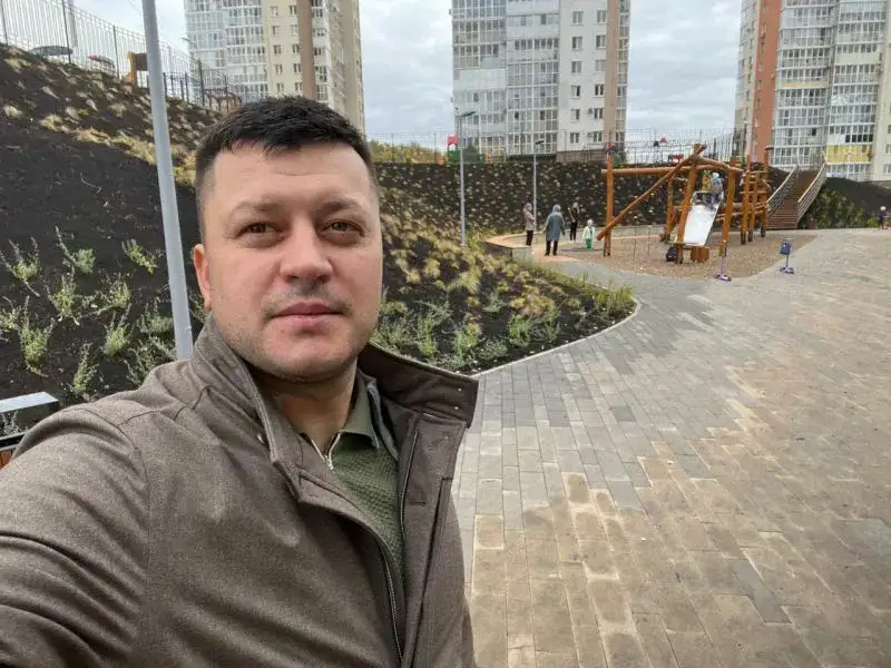 Экс-мэр Уфы отрёкся от проблем отца: как Ратмир Мавлиев оправдывался перед журналистами за свои косяки