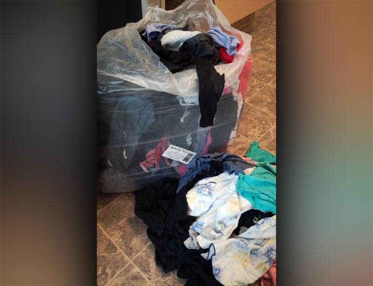 В скандальный Салаватский роддом для уборки вместо тряпок привезли рваные трусы