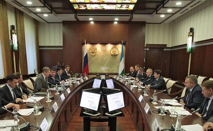 Радий Хабиров провел первый «Инвестиционный час» в новом году