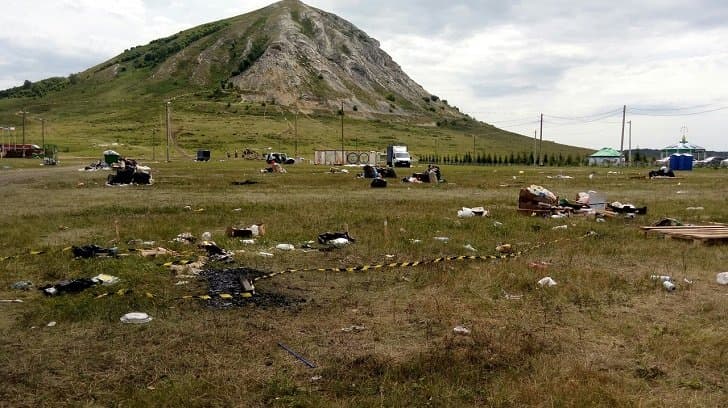 В Башкирии после йыйына на Торатау остались гора мусора, помятая трава и грязь