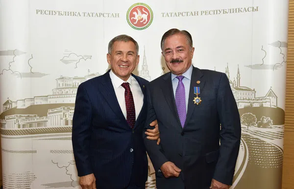 Как ученик Шаймиева, построивший Кул-Шариф и метро, стал изгоем: кто стирает имя Камиля Исхакова с лица Казани?