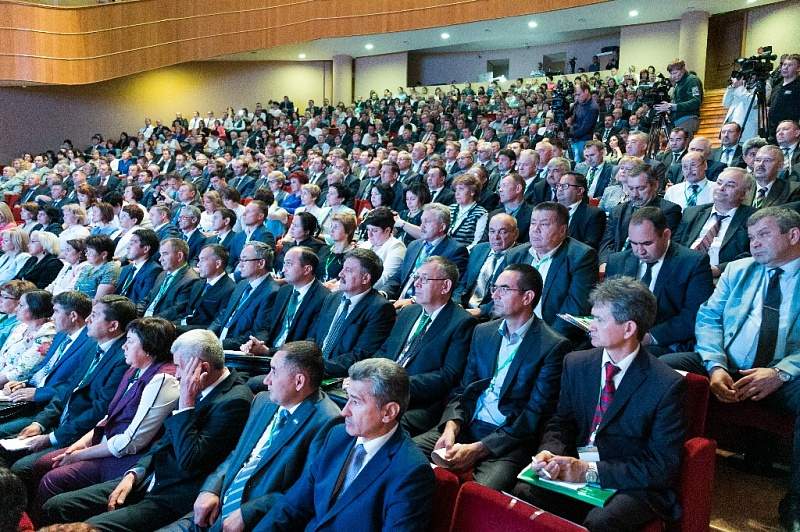 Республиканский педсовет, или зря потраченное время на ярмарке тщеславия