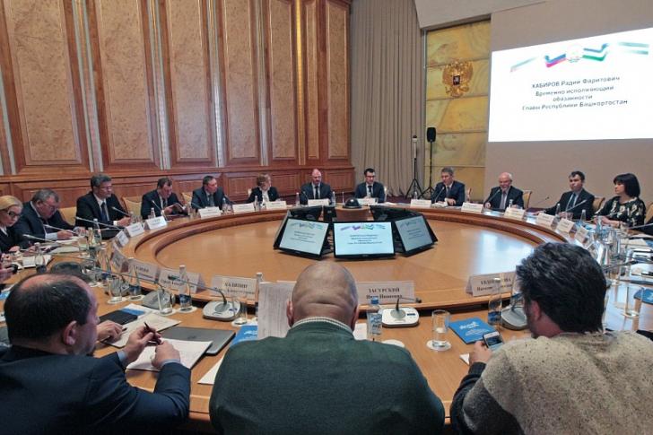 «Почему часы родных языков сокращаются?»: СПЧ сделал замечание Радию Хабирову