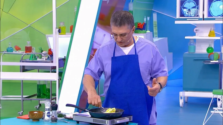 Мясников призвал россиян перейти на простую пищу