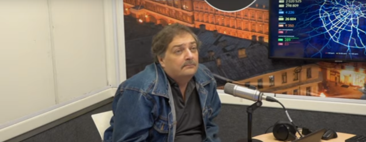 Быков Эхо Москвы фото. Дмитрий Быков Эхо Москвы. Быков один Эхо Москвы. Венедиктов и Дмитрий Быков на Эхе