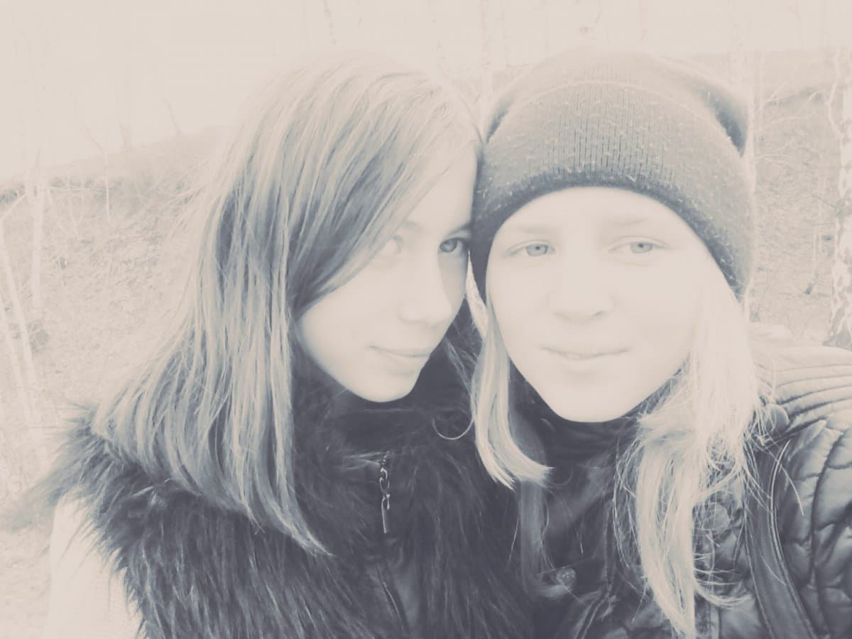 идеал 12 летних девочек парни. любовь двух мальчиков школьников. сорванец фильм 2011 поцелуй. любовь двух мальчиков школьников. алёна манзеева.