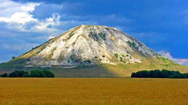 Жители Башкирии написали петицию Путину с просьбой спасти шиханы