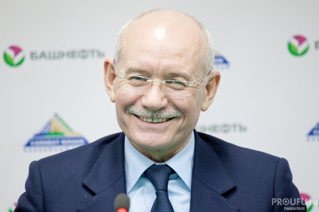 Рустэм хамитов. Президент башкортостана рустэм хамитов. Рустэм закиевич хамитов. Где сейчас работает рустэм хамитов. Фото хамитова президент башкортостана.