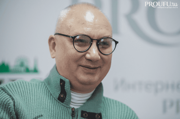 БЕЗ ЦЕНЗУРЫ с блогером Стасом Михайловым. Скучает ли он по экс-мэру Иреку Ялалову, и зачем Хабирову блогеры