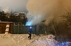 В Уфе на пожаре в бревенчатом доме погибла женщина