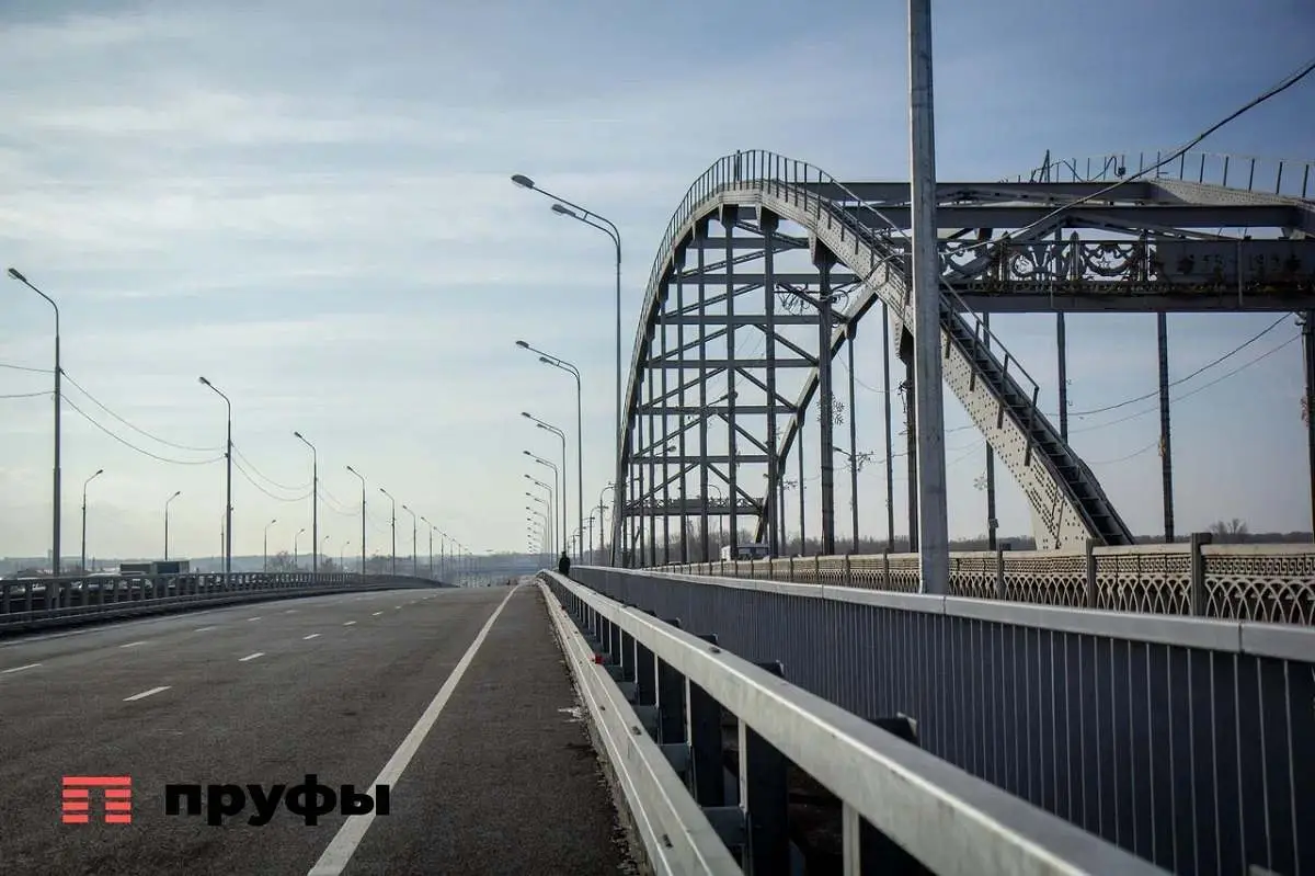 Власти Уфы потратят больше 100 млн на красивую подсветку мостов