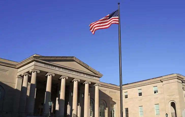 Корона Российской империи, или за что США снова спрашивают с России