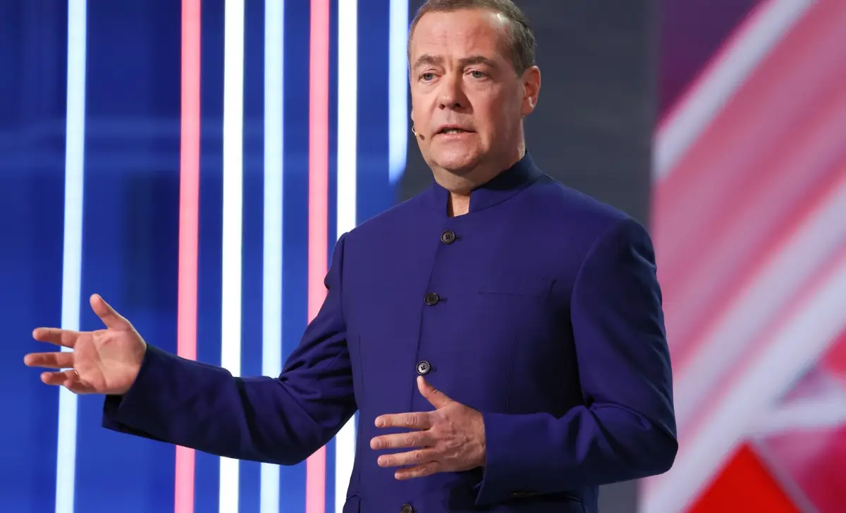 Медведев рассказал, какой станет экономика России после завершения СВО