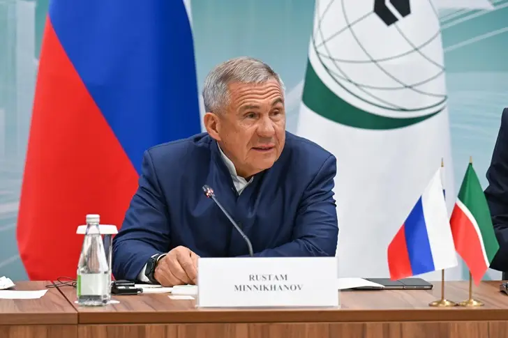 Минниханов предложил запустить авиарейсы из Татарстана в страны исламского мира